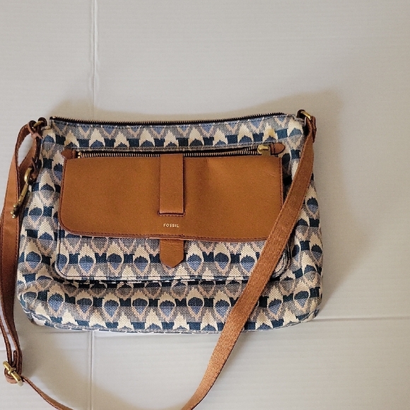 Fossil Blue and Brown Crossbody Bag. 13 x 10 x 2 Inches - Picture 2 of 8